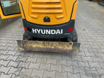Hyundai 18-9